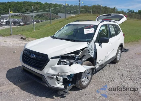 2023 Subaru Forester z USA, uszkodzony, nr VIN JF2SKACC9PH437698